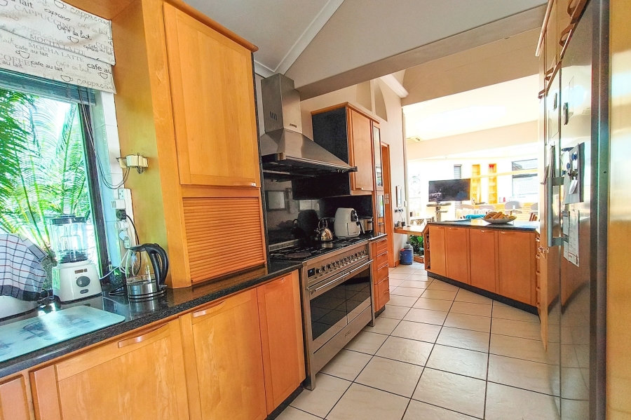 5 Bedroom Property for Sale in Welgelegen Western Cape